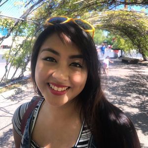 Meet your Posher, Juliene